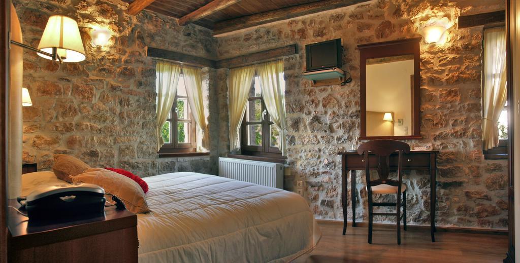 Oihalia Guesthouse Fidhákia Habitación foto